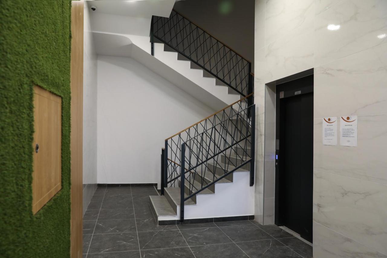 Apartment Promenada Avenija Νόβι Σαντ Εξωτερικό φωτογραφία